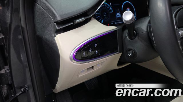 Genesis GV70 2.5T Gasoline 2WD 2021 — фото 27