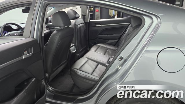 Hyundai Avante (AD) 1.6 Smart 2019 — фото 15