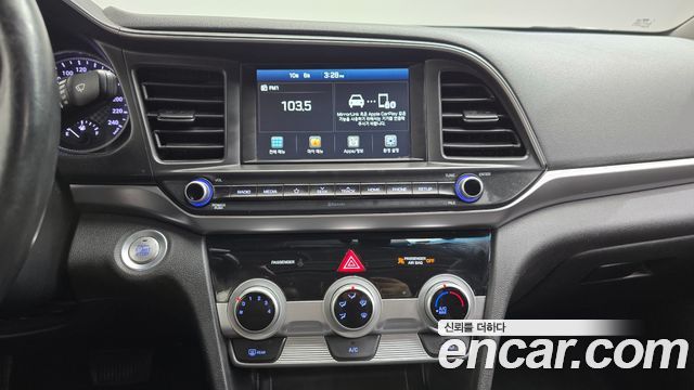 Hyundai Avante (AD) 1.6 Smart 2019 — фото 20