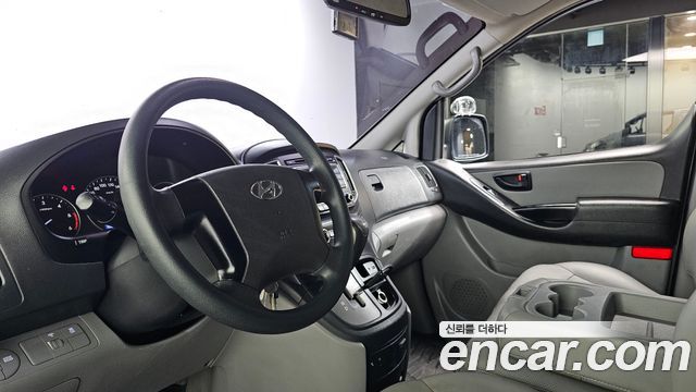 Hyundai Grand Starex 3-Seater VAN Smart 2018 — фото 7
