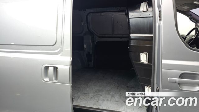 Hyundai Grand Starex 3-Seater VAN Smart 2018 — фото 11