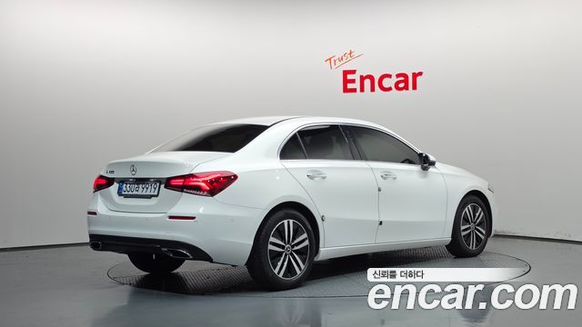 Mercedes-Benz A-Class (W177) A220 Sedan 2021 — фото 2