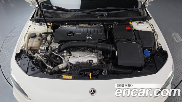 Mercedes-Benz A-Class (W177) A220 Sedan 2021 — фото 6