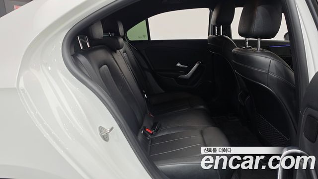 Mercedes-Benz A-Class (W177) A220 Sedan 2021 — фото 11