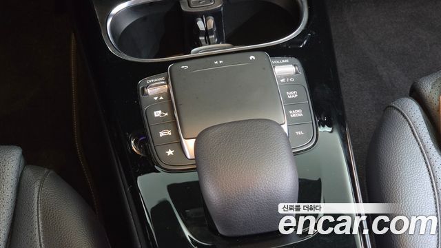 Mercedes-Benz A-Class (W177) A220 Sedan 2021 — фото 19