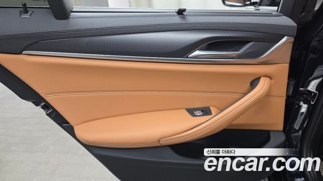 BMW 5 Series (G30) 520i M Sport 2023 — фото 25