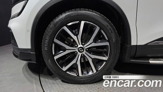 Renault Korea QM6 2.0 LPe RE Signature 2WD 2021 — фото 5