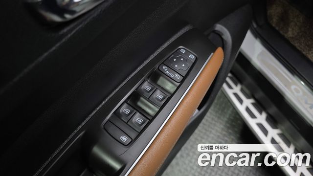 Renault Korea QM6 2.0 LPe RE Signature 2WD 2021 — фото 29