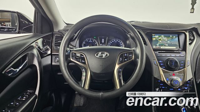 Hyundai Grandeur (HG) HG240 Luxury 2011 — фото 12
