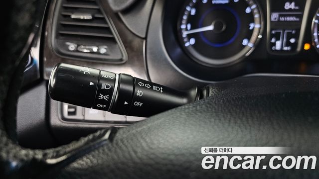 Hyundai Grandeur (HG) HG240 Luxury 2011 — фото 15