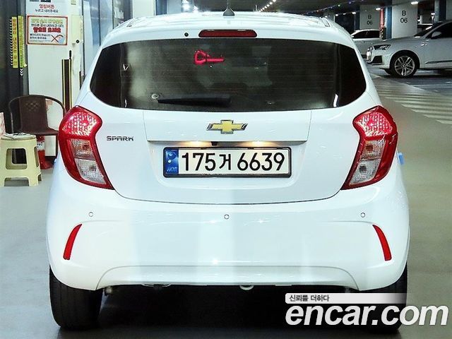 Chevrolet Spark LT 2021 — фото 4