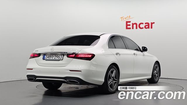 Mercedes-Benz E-Class (W213) E250 AMG Line 2023 — фото 2