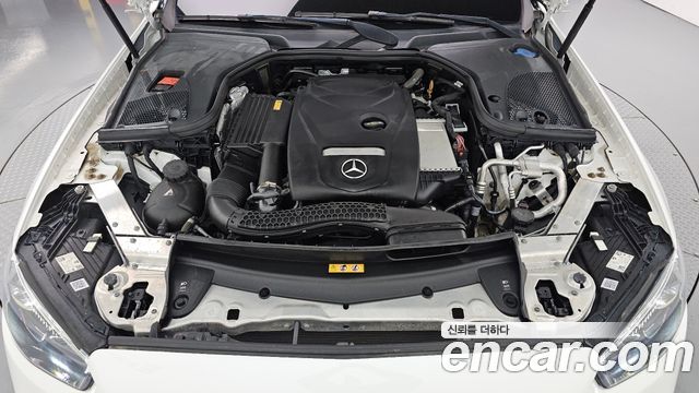 Mercedes-Benz E-Class (W213) E250 AMG Line 2023 — фото 6