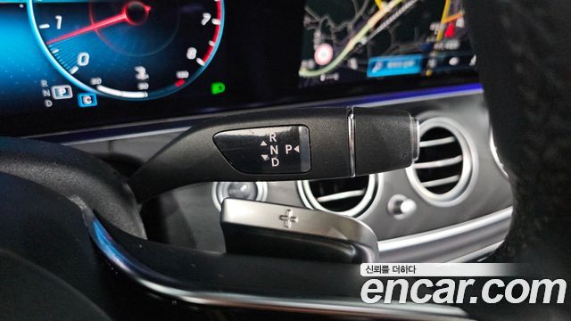 Mercedes-Benz E-Class (W213) E250 AMG Line 2023 — фото 9
