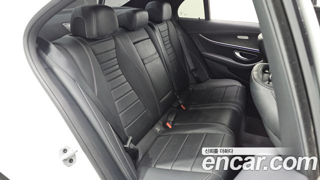 Mercedes-Benz E-Class (W213) E250 AMG Line 2023 — фото 22
