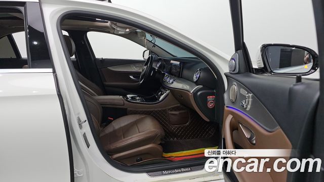 Mercedes-Benz E-Class (W213) E350d 2017 — фото 18