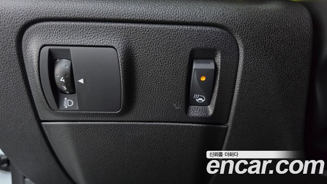 Renault Korea SM6 2.0 GDe LE 2019 — фото 17