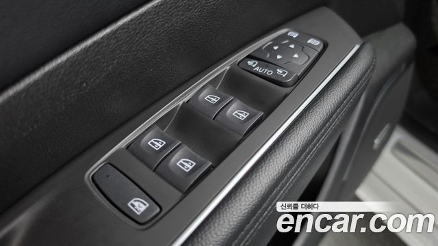 Renault Korea SM6 2.0 GDe LE 2019 — фото 29