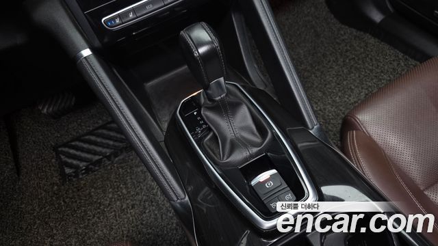 Renault Korea QM6 Diesel 4WD RE Signature 2018 — фото 9