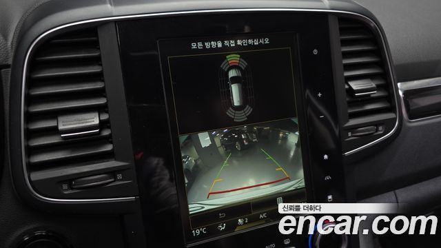 Renault Korea QM6 Diesel 4WD RE Signature 2018 — фото 15