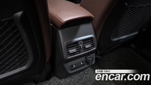 Renault Korea QM6 Diesel 4WD RE Signature 2018 — фото 33