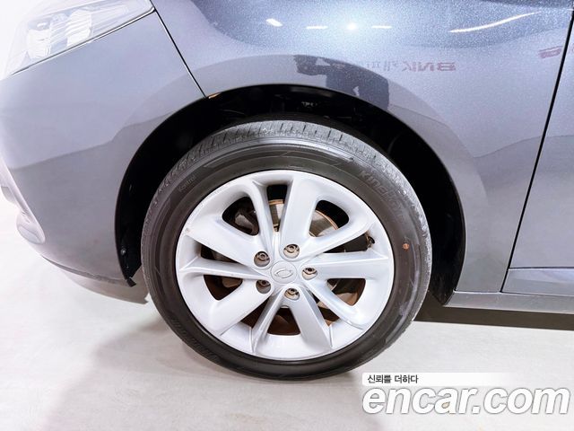 Renault Korea SM3 RE 2013 — фото 24