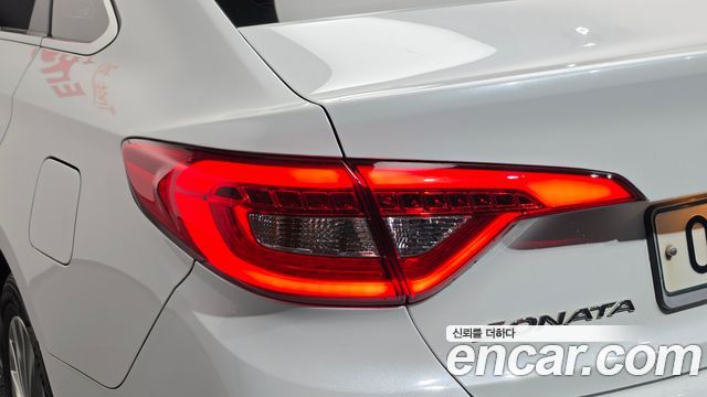 Hyundai Sonata (LF) 2.0 Care+ 2017 — фото 23