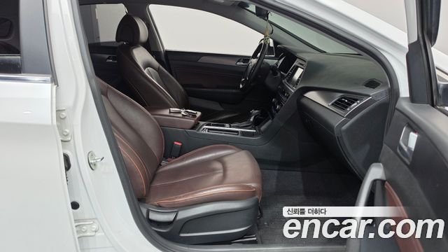 Hyundai Sonata (LF) 2.0 Care+ 2017 — фото 26