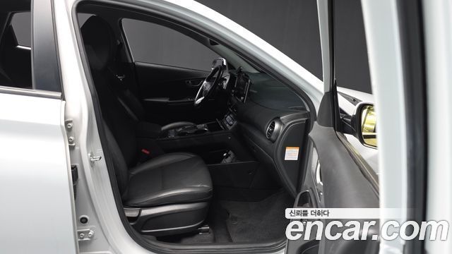 Hyundai Kona Electric Premium 2019 — фото 11
