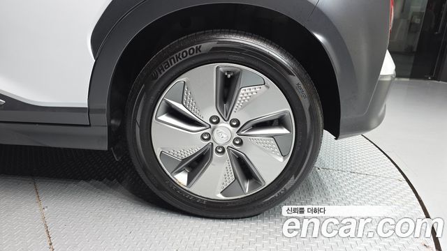 Hyundai Kona Electric Premium 2019 — фото 21