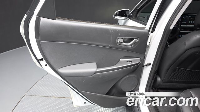 Hyundai Kona Electric Premium 2019 — фото 25