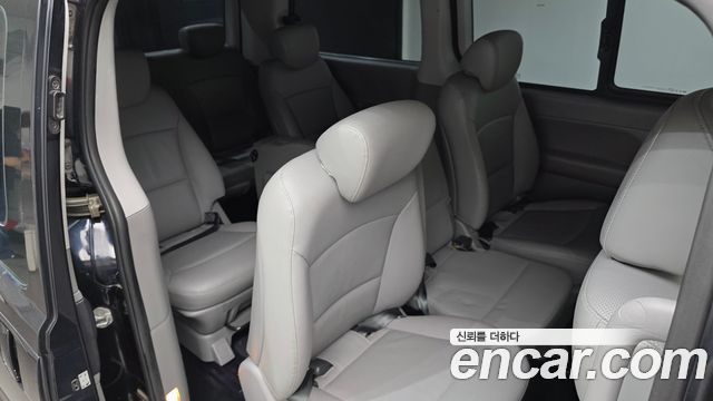 Hyundai Grand Starex Wagon 11-Seater Modern 2020 — фото 13