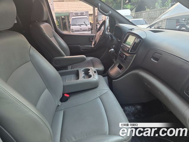 Hyundai Grand Starex 3-Seater LPi VAN CVX Premium 2018 — фото 7