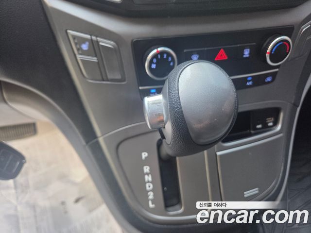 Hyundai Grand Starex 3-Seater LPi VAN CVX Premium 2018 — фото 9