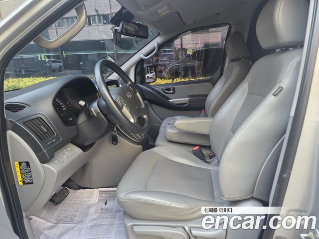 Hyundai Grand Starex 3-Seater LPi VAN CVX Premium 2018 — фото 10