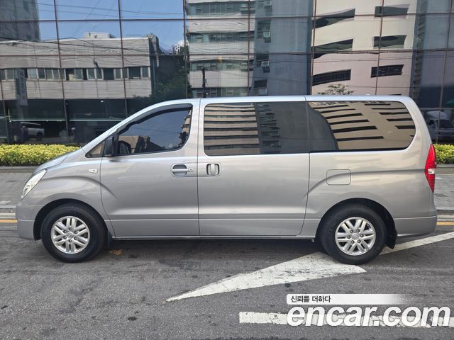 Hyundai Grand Starex 3-Seater LPi VAN CVX Premium 2018 — фото 16