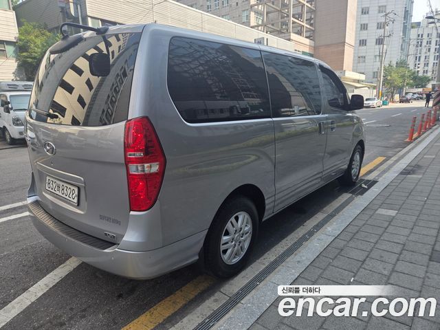 Hyundai Grand Starex 3-Seater LPi VAN CVX Premium 2018 — фото 19
