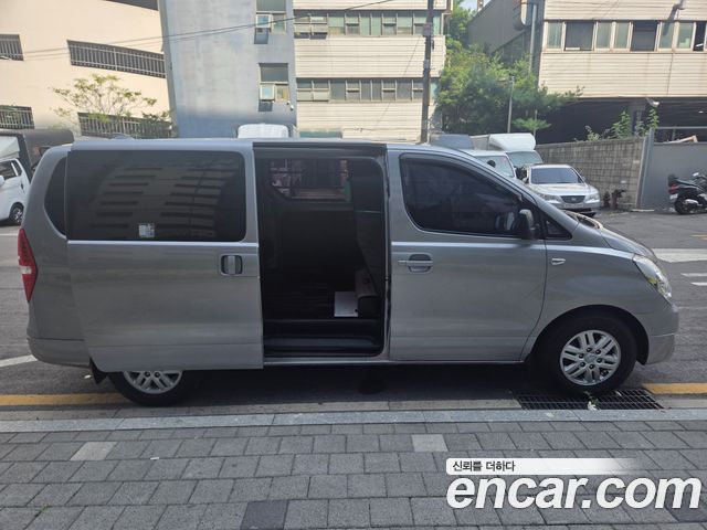 Hyundai Grand Starex 3-Seater LPi VAN CVX Premium 2018 — фото 20