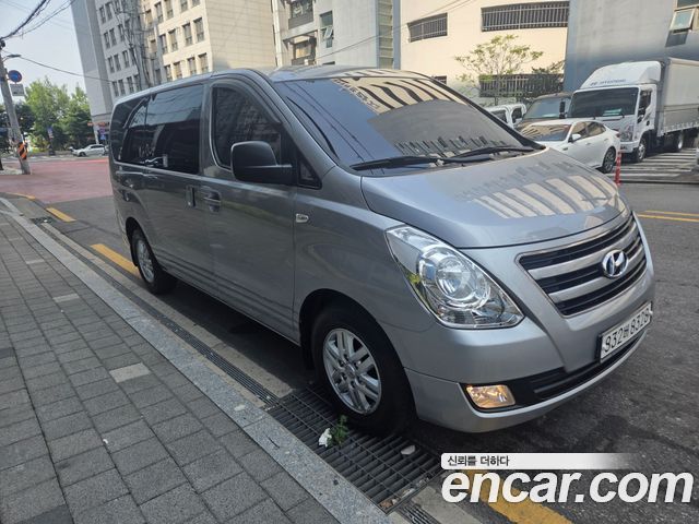 Hyundai Grand Starex 3-Seater LPi VAN CVX Premium 2018 — фото 21