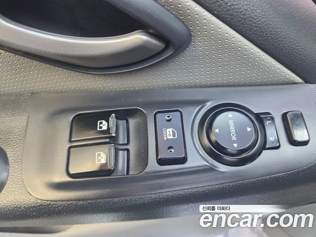 Hyundai Grand Starex 3-Seater LPi VAN CVX Premium 2018 — фото 22