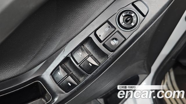 Hyundai Avante 1.6 GDi Smart Standard 2014 — фото 13