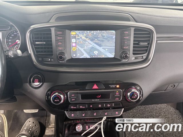 Kia Sorento Diesel 2.2 2WD Noblesse Special 2018 — фото 22