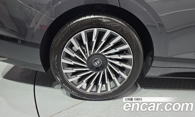 Hyundai Grandeur Hybrid (GN7) Calligraphy 2023 — фото 5