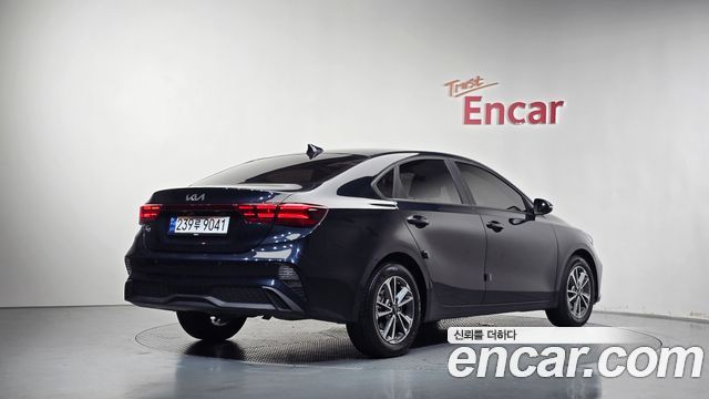 Kia K3 (II) 1.6 Prestige 2023 — фото 2