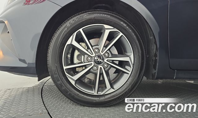 Kia K3 (II) 1.6 Prestige 2023 — фото 5