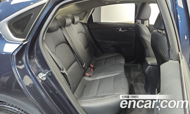 Kia K3 (II) 1.6 Prestige 2023 — фото 11