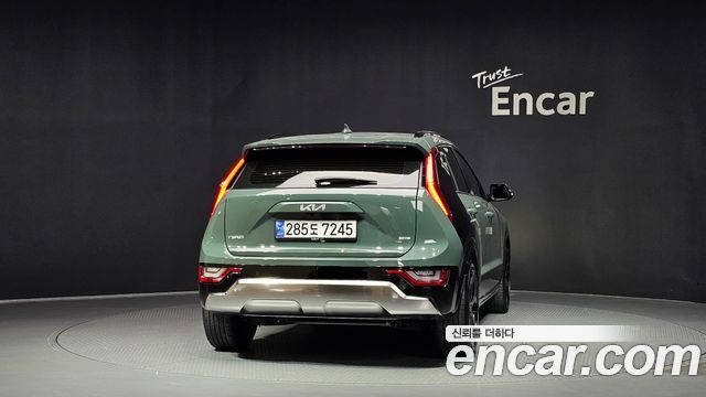 Kia Niro Signature 2022 — фото 4
