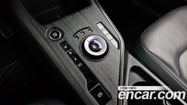 Kia Niro Signature 2022 — фото 9