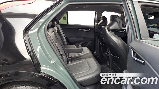 Kia Niro Signature 2022 — фото 12