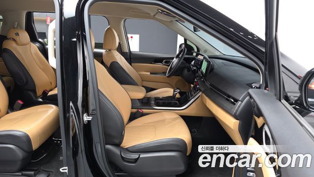 Kia Carnival (IV) Diesel 9-Seater Prestige 2023 — фото 11